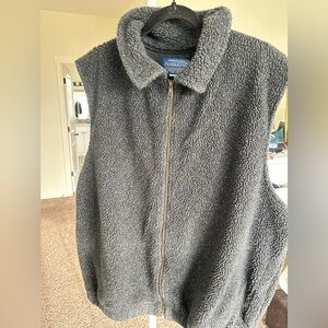 Pendleton Dark Gray Sherpa Vest